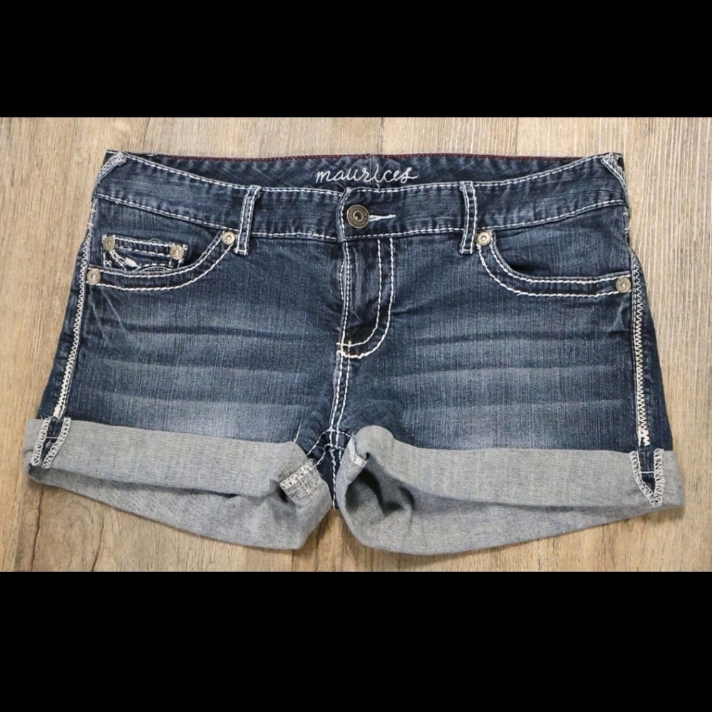Maurices Original Blue Jean Denim Cuffed Shorts Embroidered Pockets Size 11/12